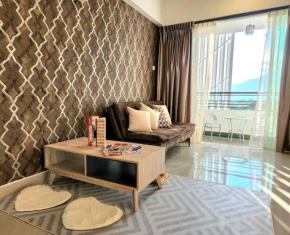 IPOH CITY CENTRE Majestic Homestay Pool View 3 mins Walking to Famous Food Places & 15mins to Old Town Ipoh by Happy Homestay